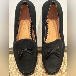 NWOT LANDS END s7.5 suede loafers-patent piping/bow-leather lined-rubber sole